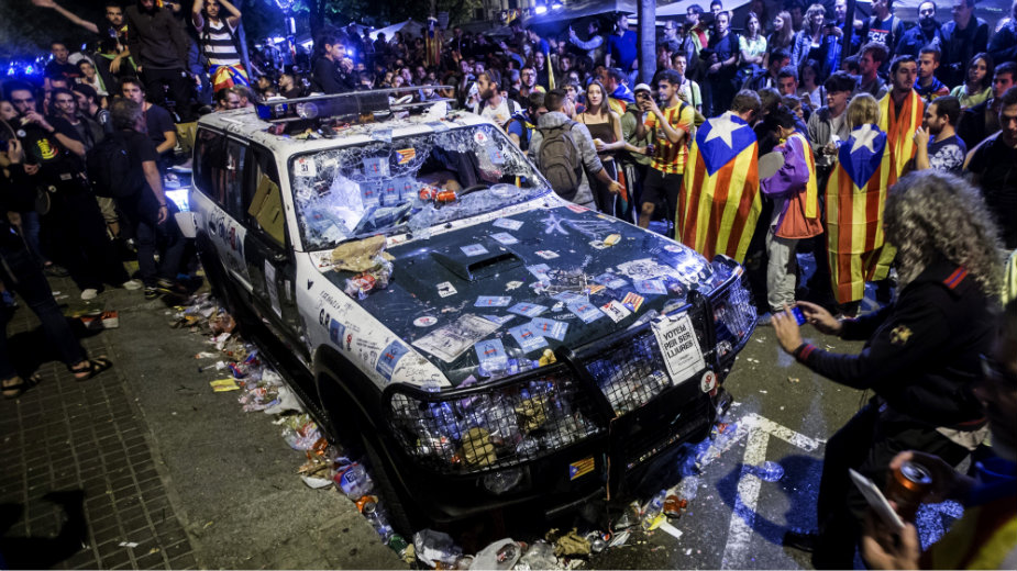 Katalonija: Đaci i roditelji čuvaju škole 1