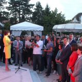 Ubuduće pozitivni diplomatski odnosi 4