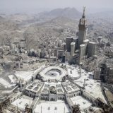 Dva miliona muslimana u obredu "kamenovanja šejtana" 5