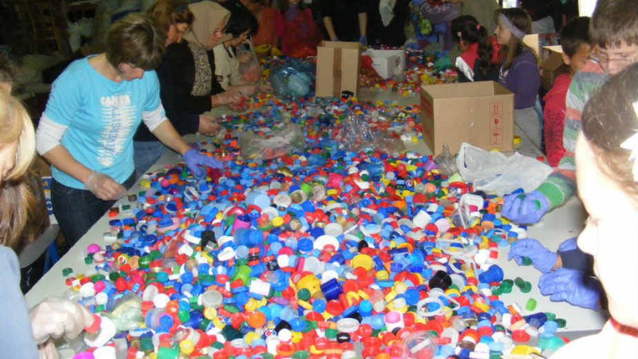 Čepom do osmeha: Mozaik za Ginisa 1