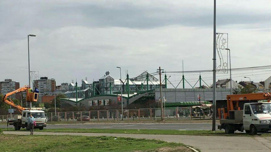 Uskoro novogodišnji sjaj u Beogradu od skoro četiri miliona evra 1 Uskoro novogodišnji sjaj u Beogradu od skoro četiri miliona evra 1