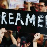 Tramp ruši snove mladih imigranata 14