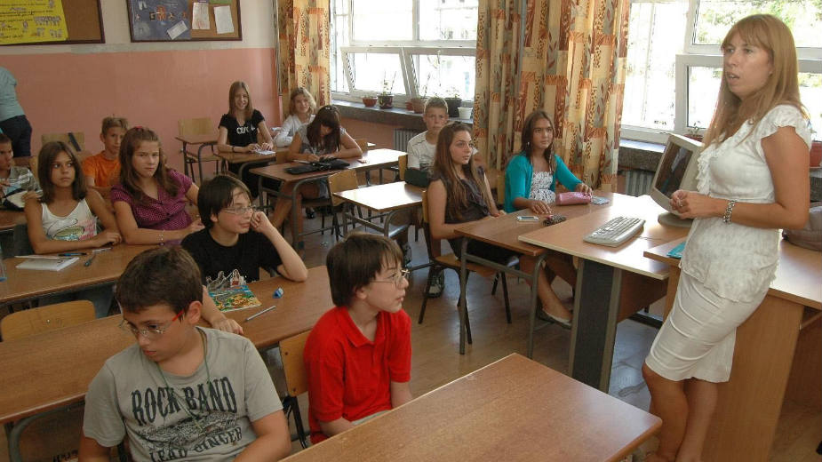 Predlozi zakona o obrazovanju u Narodnoj skupštini 1