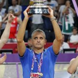 Kokoškov za 60.000 evra doneo Slovencima zlato 15