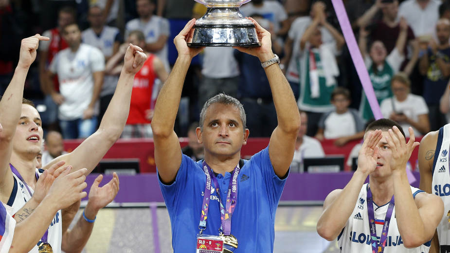 Kokoškov za 60.000 evra doneo Slovencima zlato 1