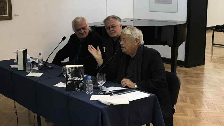 “Konstantinović” u Tuzli: Veličanstvena knjiga 1