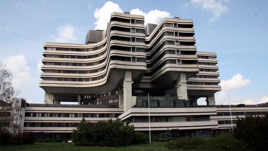 Na VMA uspešno reimplantirana šaka 1