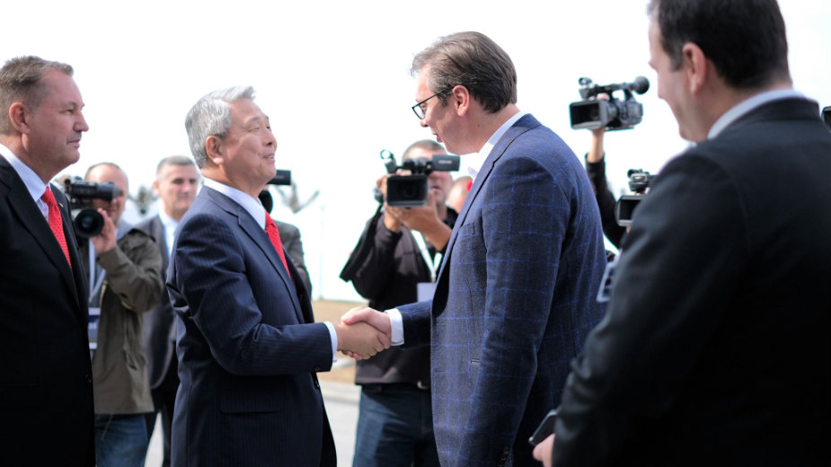 Vučić: Pomažemo dolazak investitora 1