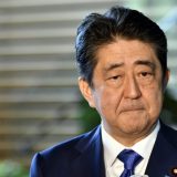 Abe obećava snažan odgovor Severnoj Koreji 15
