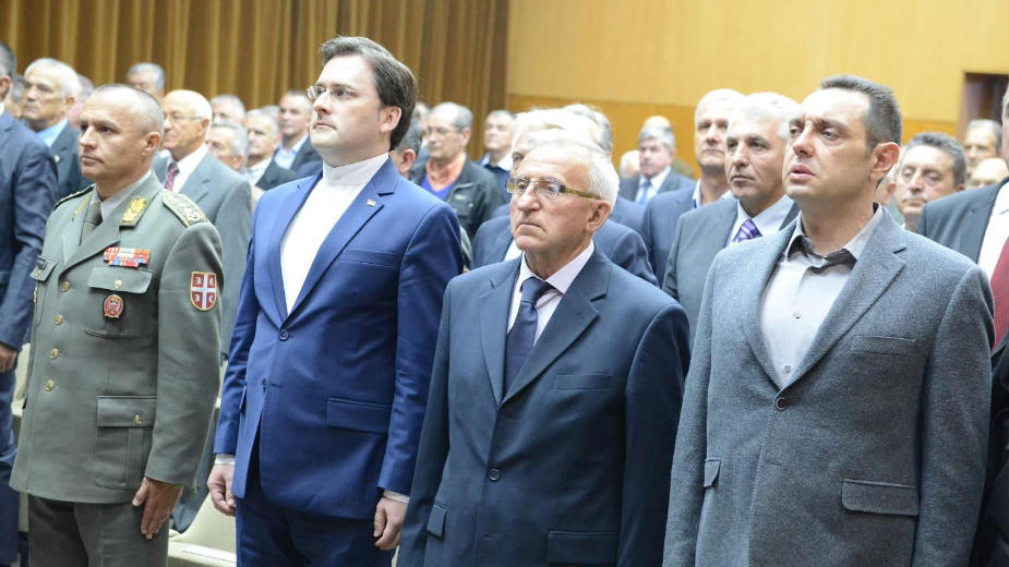 Vlada neće odgovarati Mogerini 1