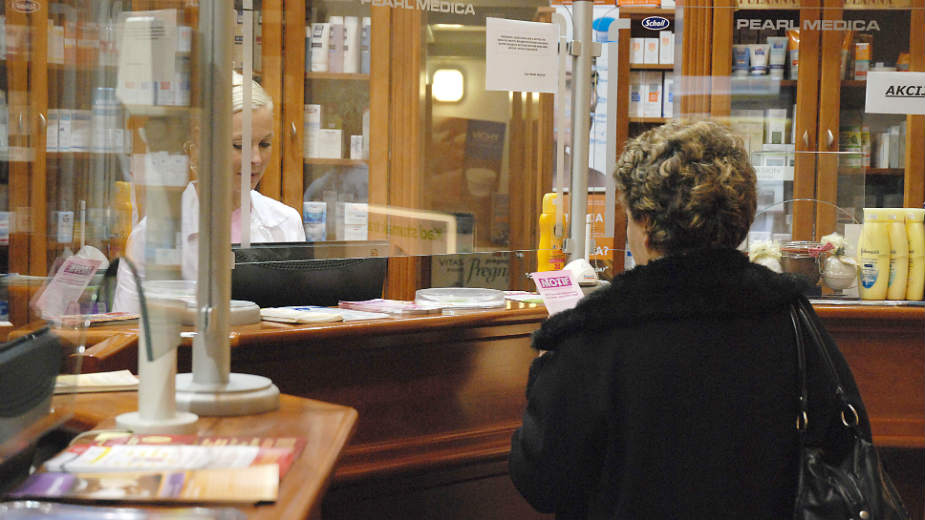 Da li je farmaceut prodavac ili zdravstveni radnik 1