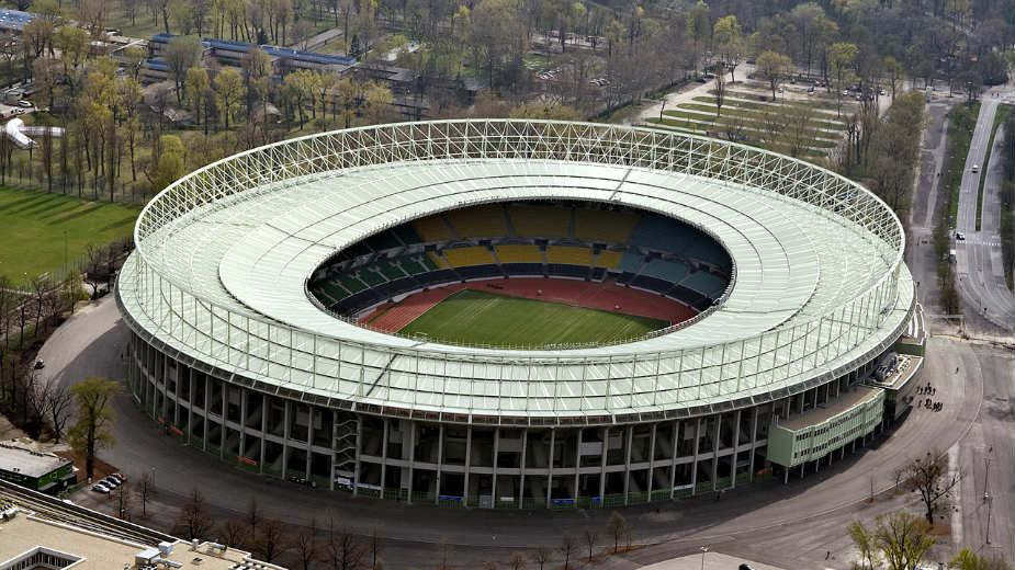 Podrška najmanje 20.000 navijača 1