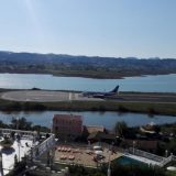 Krf: Avion uključen u cenu sobe 7