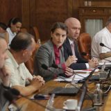 Žene su oruđe u političkim borbama 1