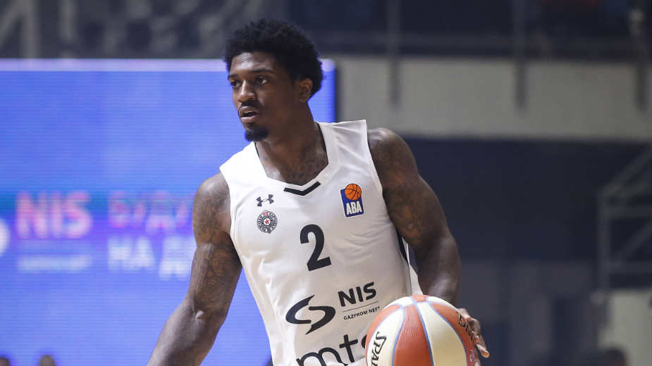 Tinejdžerima na "evroligaša" 1