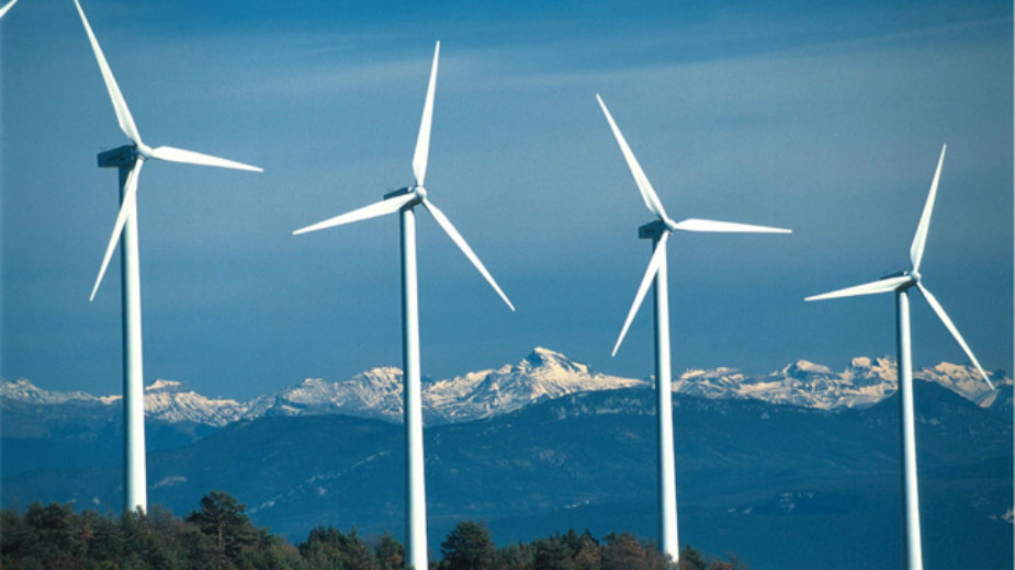 Grade solarnu i 20 vetroelektrana 1