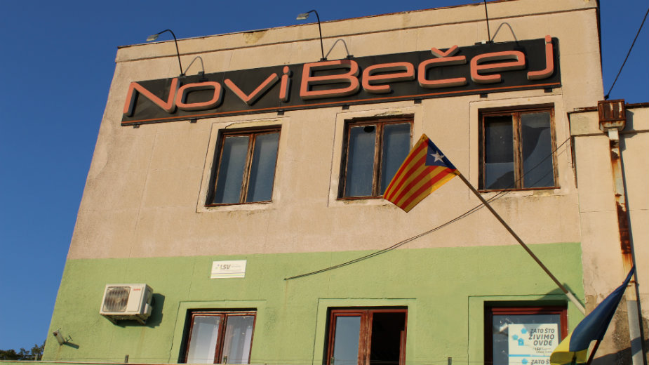 LSV: Zastave Katalonije širom Vojvodine 1