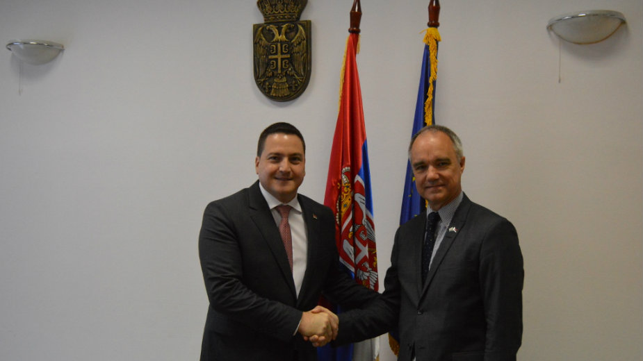 Ružić sa švedskim ambasadorom o saradnji 1