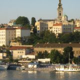 Policija opet sinoć zatvorila deo grada 1