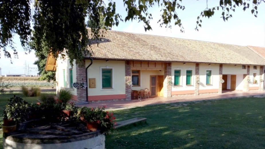 Vojvodina (3): Noćenje na "rodinom salašu" 1