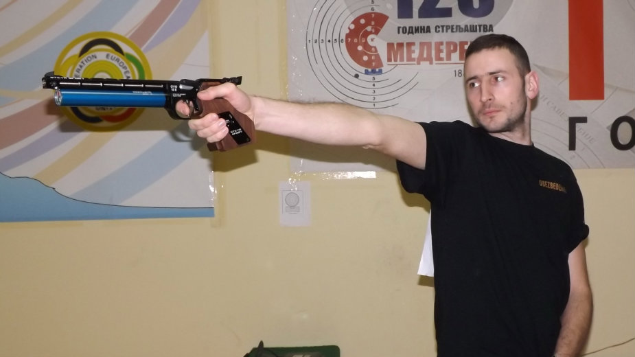 Streljaštvo: Nove pobede Duška Petrova u Bundes ligi 1