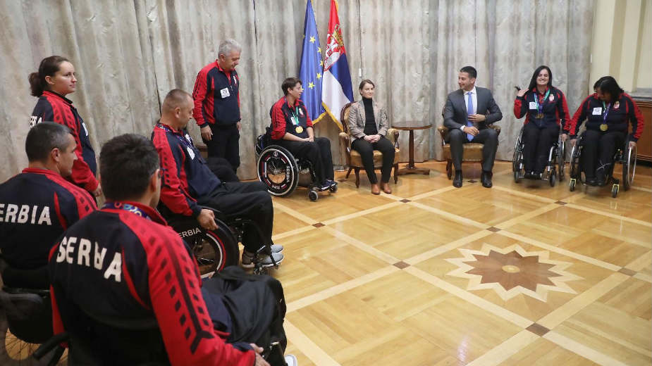 Paraolimpijci kod premijerke 1