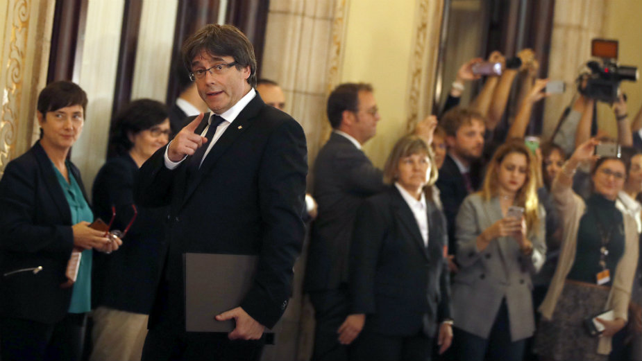 Španija od subote suspenduje autonomiju Katalonije 1