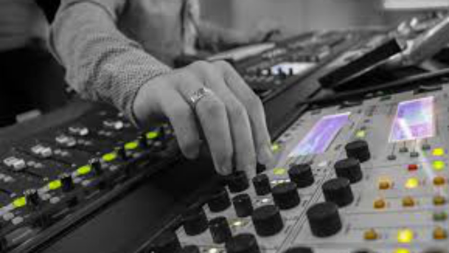 Neugasla vatra humora 1