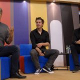 Ko kaže da sanjamo na samo jednom jeziku? 7