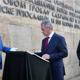 Vulin i Šojgu položili vence na Groblju oslobodilaca Beograda 7