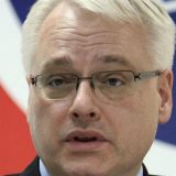 Josipović: Misli o žrtvama i besmislu rata 2