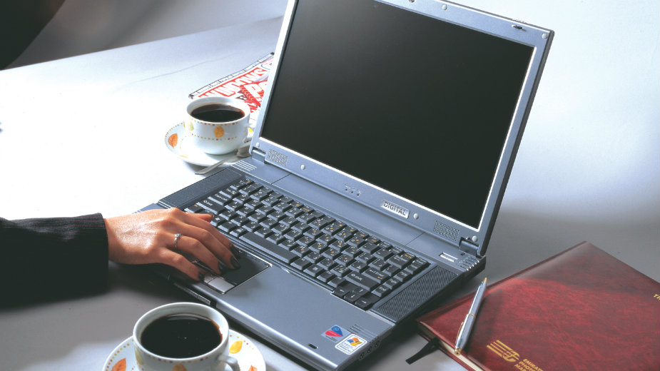 Udruženja: Pronaći laptop i kazniti počinioce 1