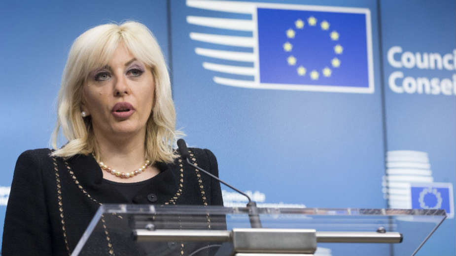 Moguć preokret nakon novog susreta Volkera i Surkova 1