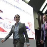 Šabić može da zaustavi izdavanje kartica za penzionere 12