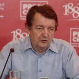 Akademik koji reciklira 10