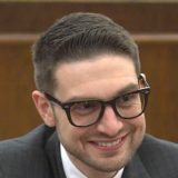 Aleks Soros: (Ne)prijatelj vlasti? 8