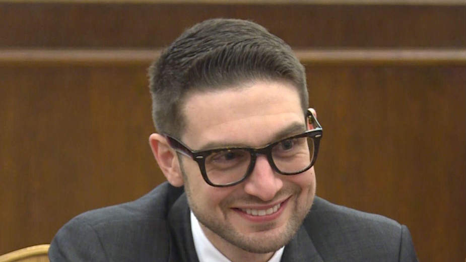 Aleks Soros: (Ne)prijatelj vlasti? 1