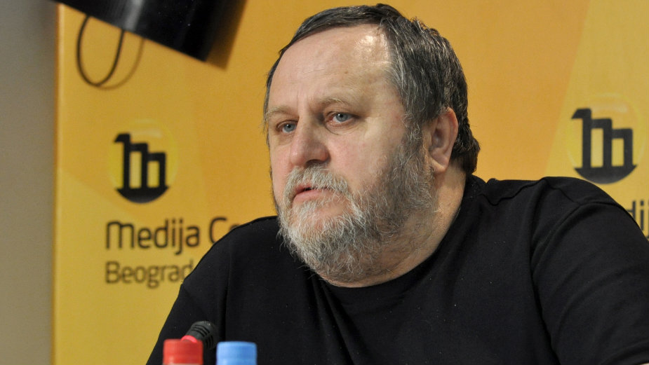 Magazin Tabloid: Pripremamo dosije o uredniku Danasa 1