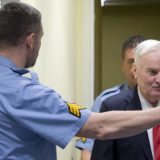 Mladić osuđen na doživotnu kaznu zatvora 11