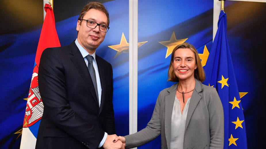 Vučić sa Mogerini: Najvažniji stabilnost i mir 1