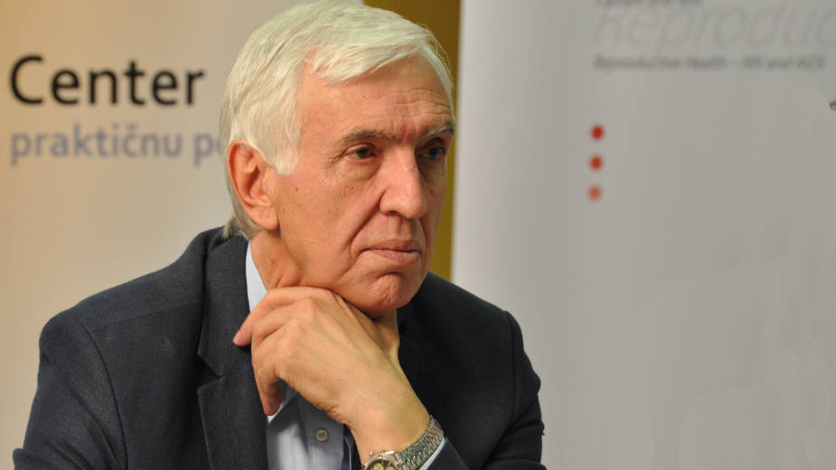 Kako nakazno bratstvo tabloida uništava ljude 1