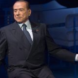 Berluskoni ponovo zadržan u bolnici 7