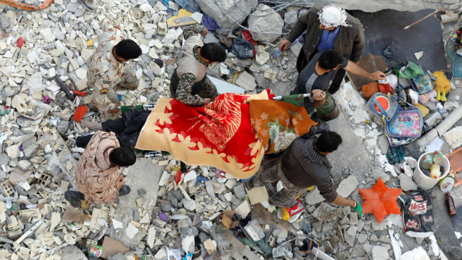 Više od 500 žrtava zemljotresa u Iranu 1