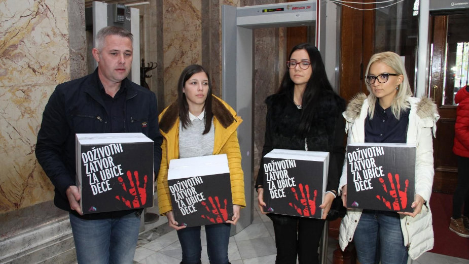 Predati potpisi za doživotan zatvor 1