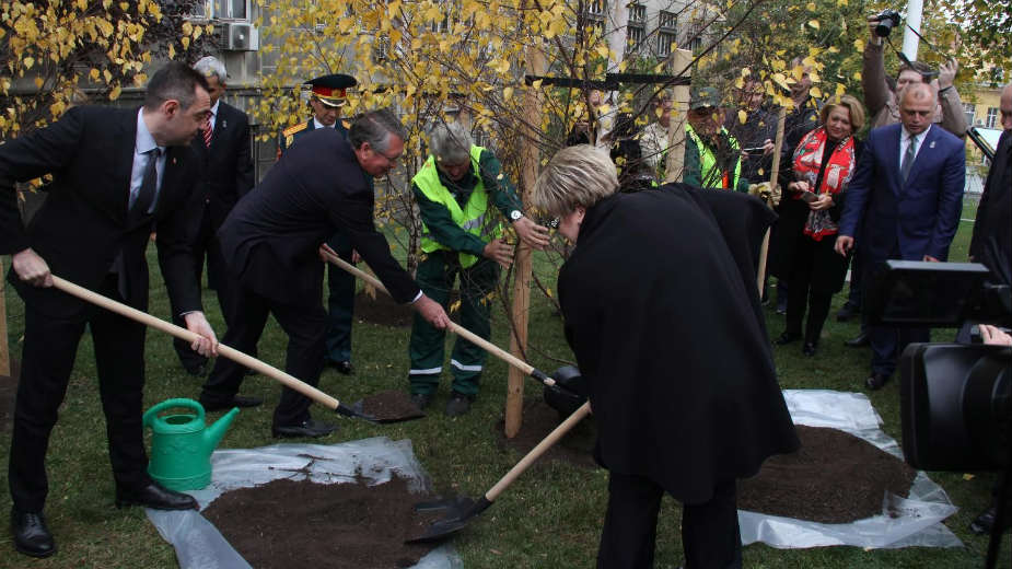 Park u čast ruskog ansambla "Aleksandrov" 1