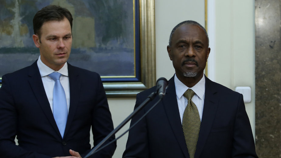 Mali: Unapređenje položaja dece 1