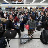 Radnik obezbeđenja aerodroma Hitrou švercovao kokain 7