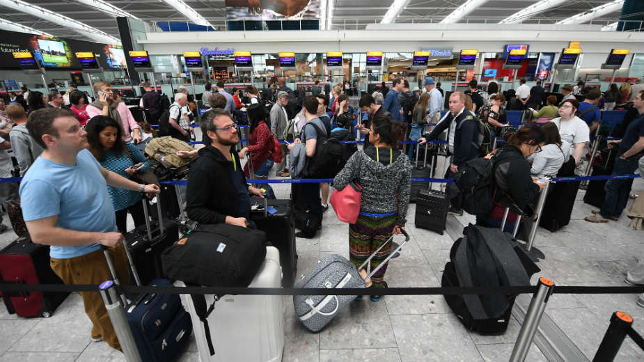 Radnik obezbeđenja aerodroma Hitrou švercovao kokain 1