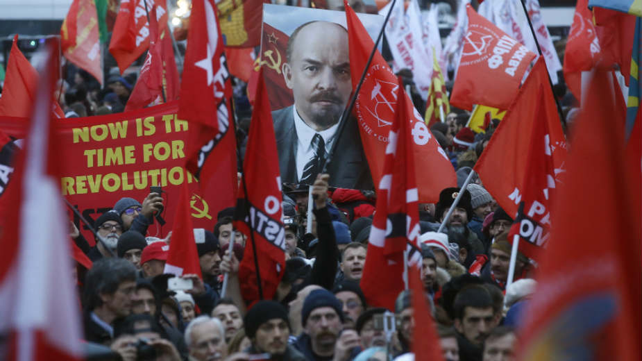 Parada na stogodišnjicu Oktobarske revolucije 1