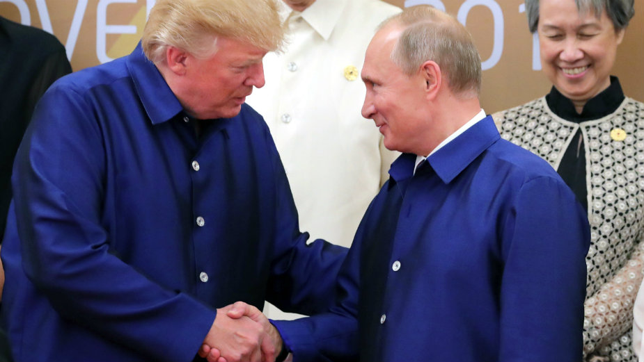 Rukovali se Tramp i Putin 1
